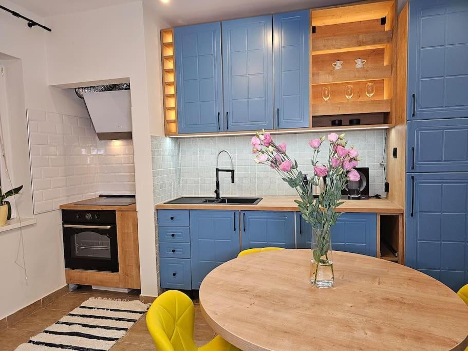 Grandpa Vojin'S Cozy Corner Apartment Subotica Luaran gambar